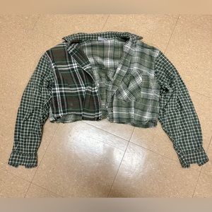 multicolor green cropped flannel, fits a s/m